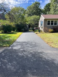 Home driveway paving Boston area